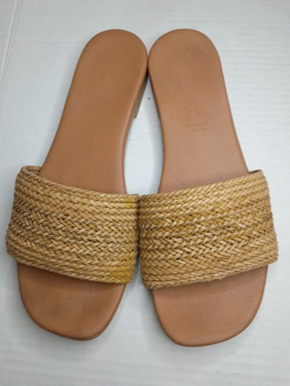 Fabio Maggenti Made in Italy Raffia Woven Slide Sandals Tan Women's Size 8–8.5 - Picture 2 of 9